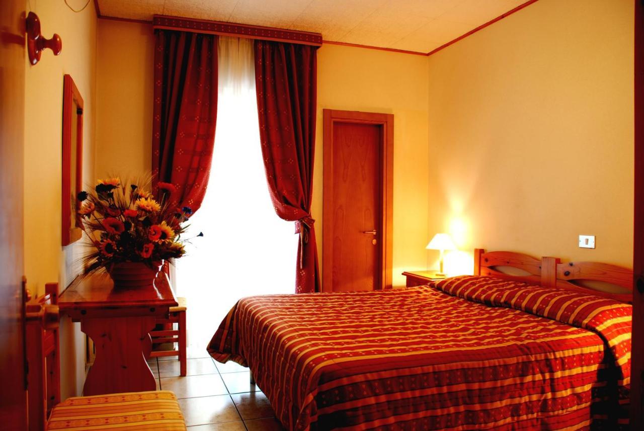 Hotel La Maielletta Pretoro Phòng bức ảnh
